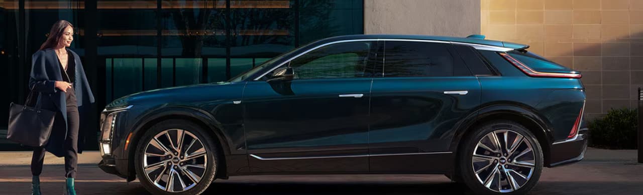 Why Luxury EV Drivers are Switching to the Cadillac LYRIQ